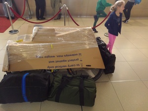 Sperrgepäck am Flughafen